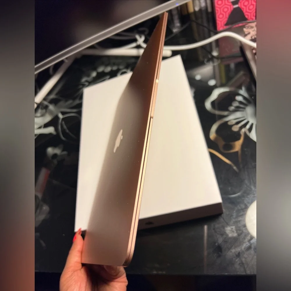 Apple MacBook Air 2020 13.3in (512GB SSD, M1, 8GB) Laptop - Rose Gold
